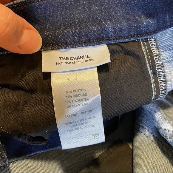 Joe’s Jeans sz 31, The Charlie, high rise, has slight stretch at crotch GUC - Picture 6 of 10